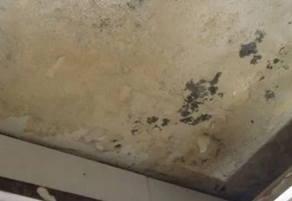 东昌府阳台漏水维修公司分享下东昌府卫生间渗水维修需要注意哪些问题。